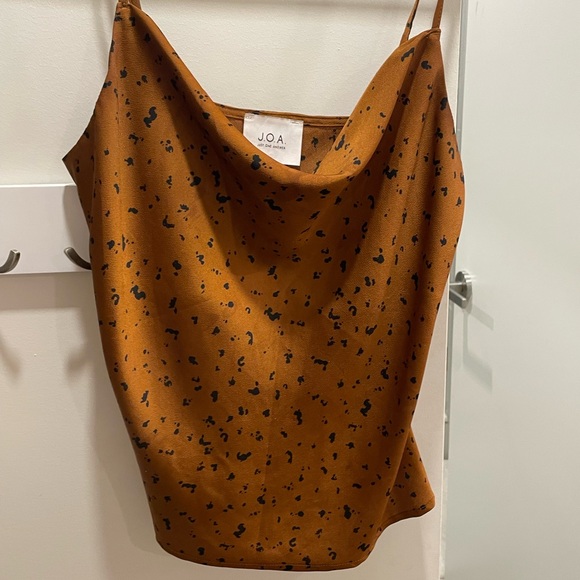 J.O.A. Rust and Black Patterned Top - Picture 3 of 3
